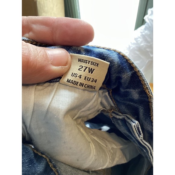 HOCAIES Sz 4 Exposed Button-Fly Raw Hem Distress Hi-Rise Comfortable Fit Shorts - Picture 6 of 7